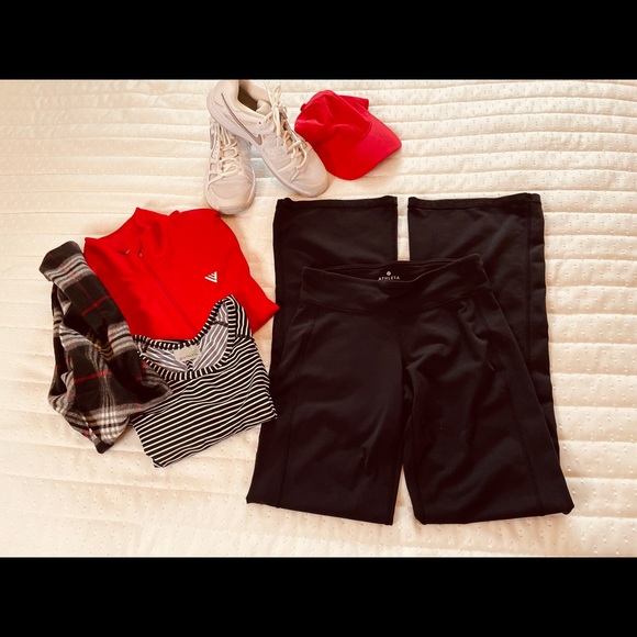 Athleta Black Kick Booty Yoga Pants XS - Picture 4 of 4